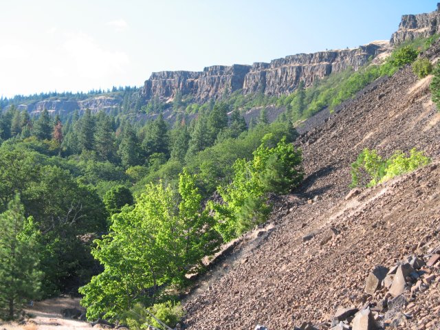 7.30.06 Coyote Wall, Labyrinth 175 